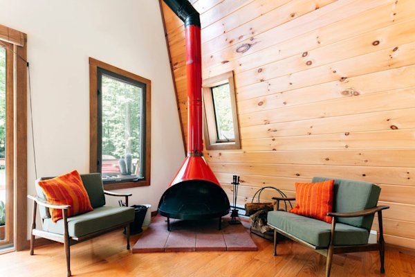 Pocono-Cabin-Rentals-BeachLake-Lake-Barn-Fireplace