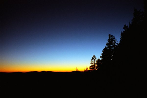19-devils-peak-lookout-sunrise