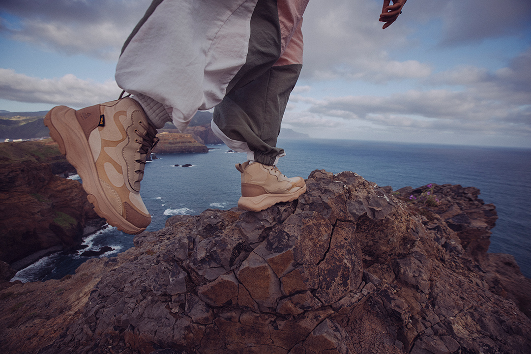 Desert hotsell boots hiking