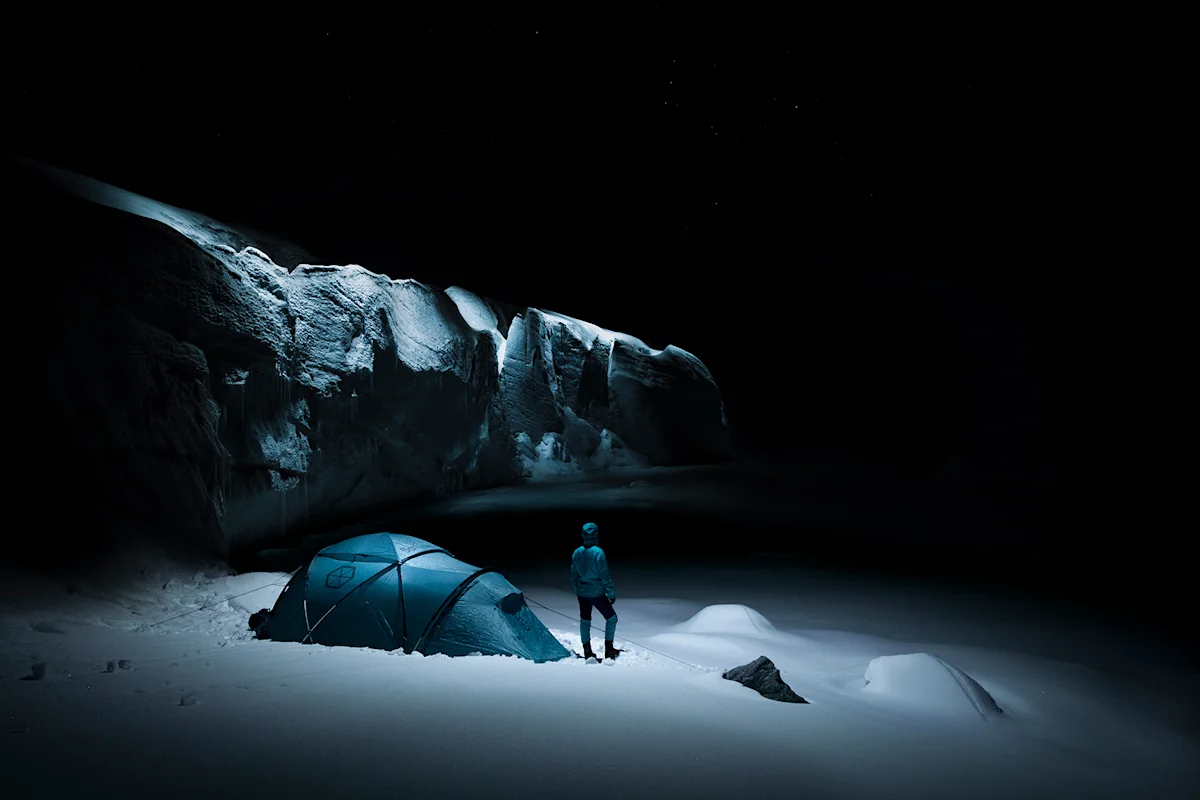 samaya-m-daviet-camp-night