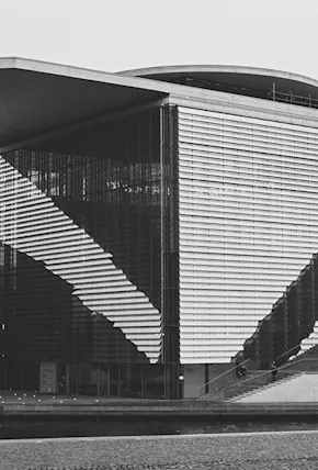 15 B&W Film Photos From a Solo Trip Across Europe