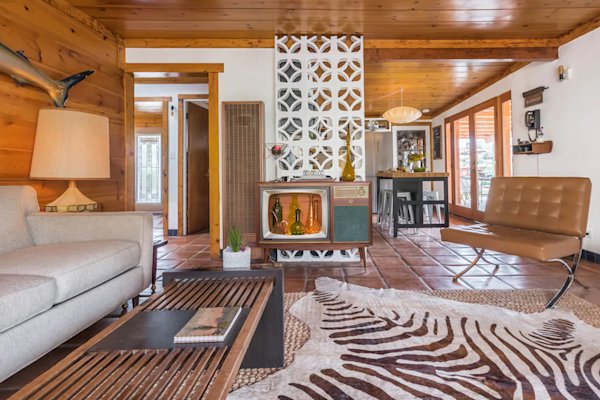 Joshua-Tree-Cabins-Joshua-Tree-Mod-West-1