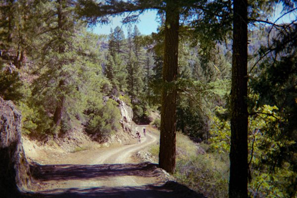 Hundy-Grinduro-35mm-1