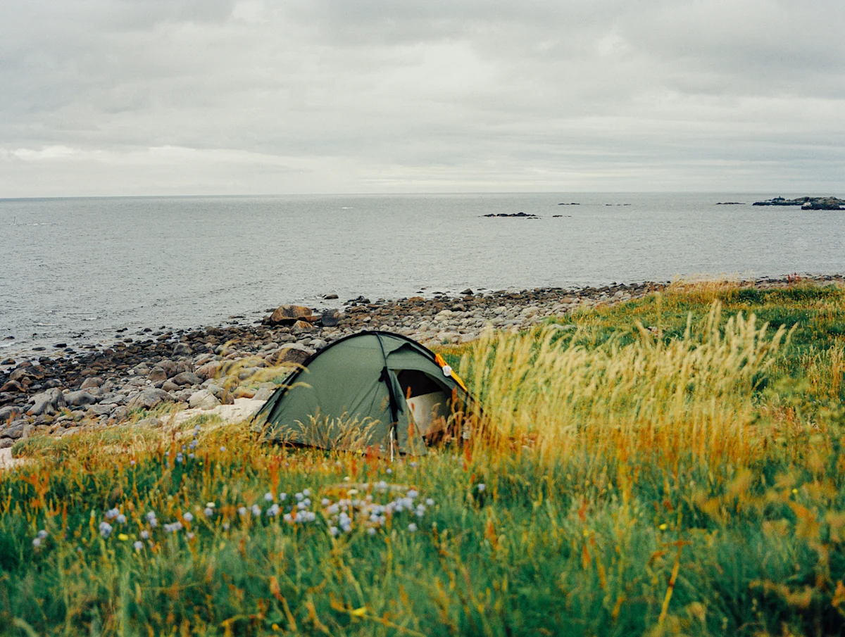 christie-fitzpatrick-fujiGA645-review-waterfront-tent