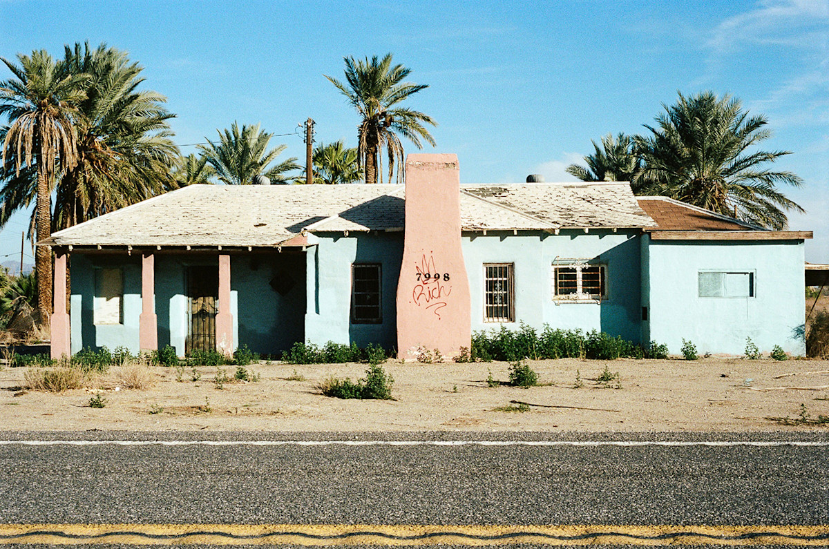 Ethan-Covey-Cali-35mm-Fieldmag-5