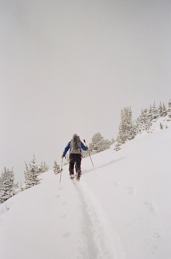 Bell-Lake-Yurt-Montana-Ski-FieldMag-15