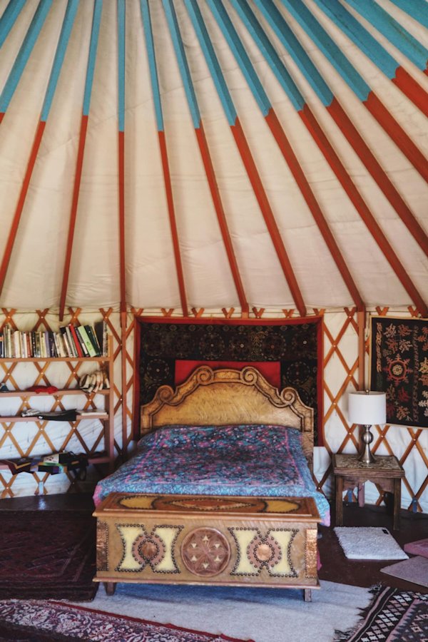 Yurt-Guide-New-Mexico-Chama-River-Yurt-Interior