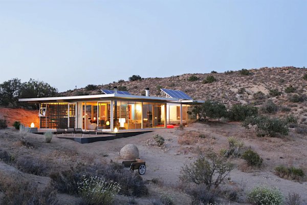 Best-Joshua-Tree-Airbnb-Off-Grid-itHouse-1