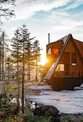 The 13 Best Cabin Instagram Accounts to Follow Right Now