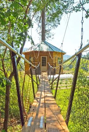 Treehouse Rentals in Oregon: The 11 Best Places to Book Your Next Stay