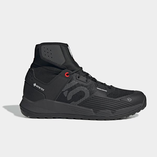 winter-cycling-apparel-five-ten-trailcross-gore-tex