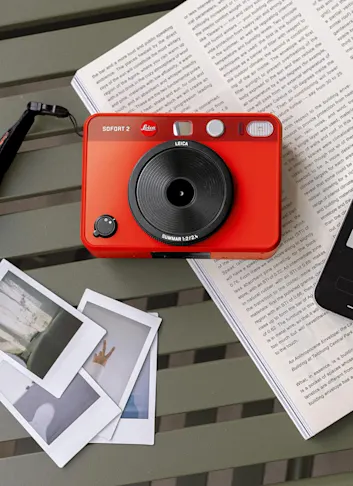 Leica's New Sofort 2 Digital Instant Camera Prints Your Favorite Photos