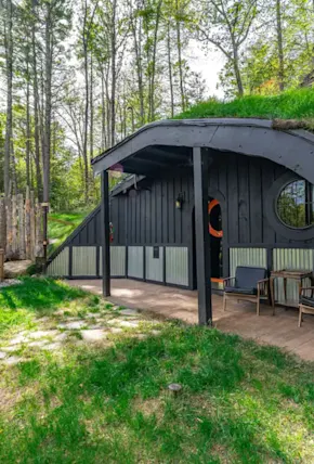 13 Lake George Cabin Rentals for a Dreamy Adirondack Vacation