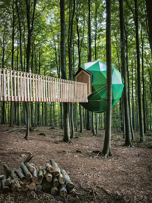 TheHinterland-Cabins-Book-gestalten-2