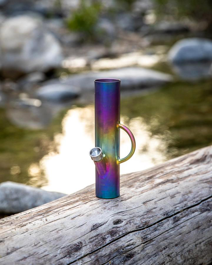 DangleBong™️ Titanium Water Pipe ($109.69)