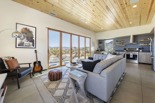 Joshua-Tree-Cabins-Yucca-Valley-Gaslight-1