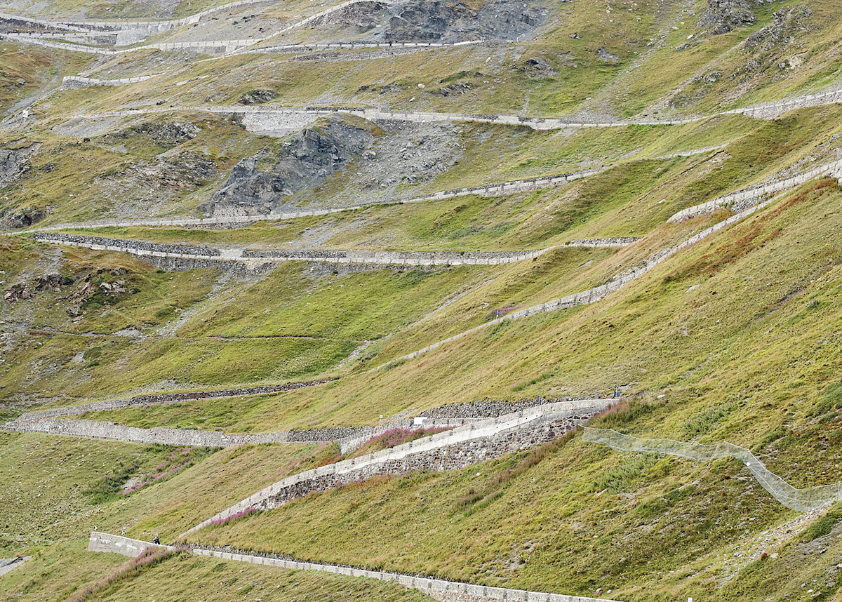 Matt-Stone-Alps-Cycling-Fieldmag-1