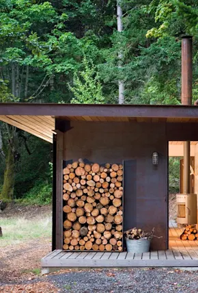 This 191-Square-Foot Micro Cabin Is a Dream Island Escape