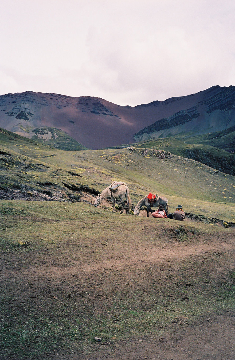 Rainbow-Mountain-Trek-Peru-13