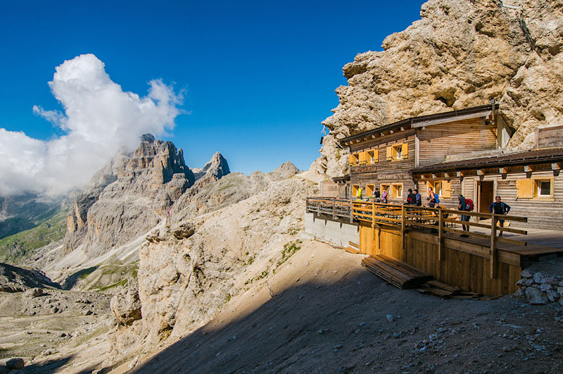 Stephen-Dagley-Austria-Hut-Hiking-Fieldmag-2