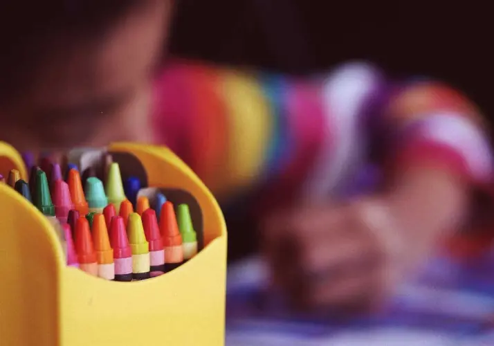 crayons-kids.jpg