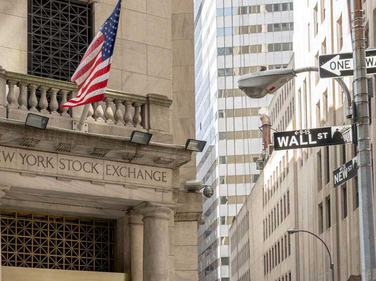 Una foto del edificio de la Bolsa de Nueva York en Wall Street