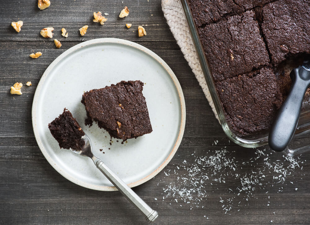 Paleo coconut brownies