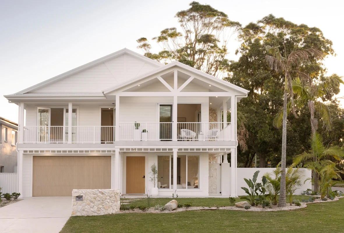 hardie-oblique-cladding-exterior-moderncoastal-oakandorange-betterbuilthomes-jameshardie-10