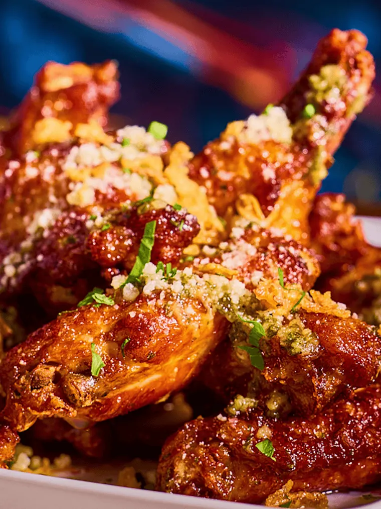 Bottomless Wings Offer Slice Bottomless Wings Offer Slice