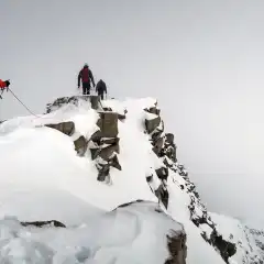 Scendendo dalla cima 