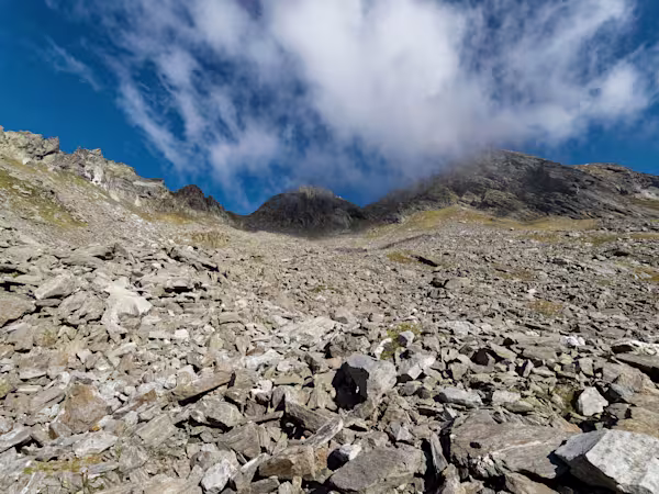 Il percorso senza traccia fino alla Bocchetta di Pòrtola