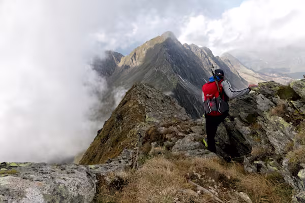 La cresta verso il Pécianett