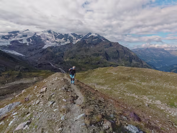 Sulla morena sopra il Rifugio Branca
