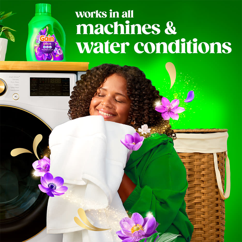 Gain Plus Moonlight Breeze Liquid Detergent