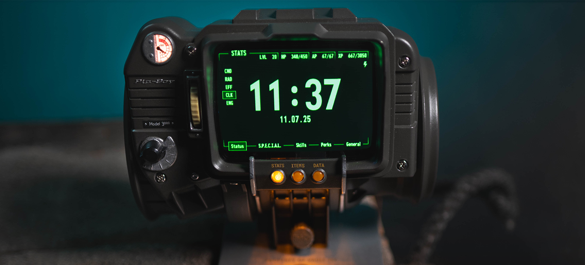 すべてのVault居住者の夢――実際に操作して装着できるPip-Boy 3000が登場