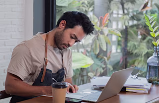 How to Negotiate with Your Suppliers Thumbnail Image