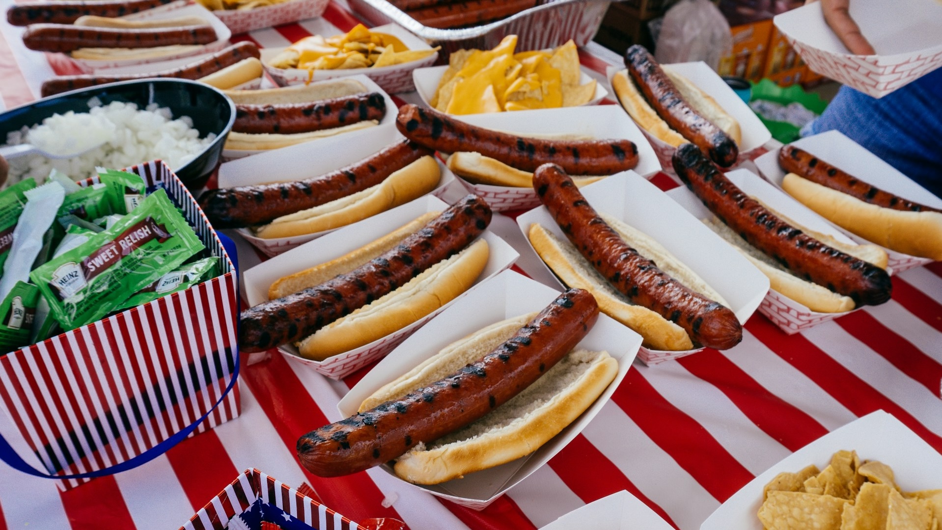 4th of July restaurant data hero