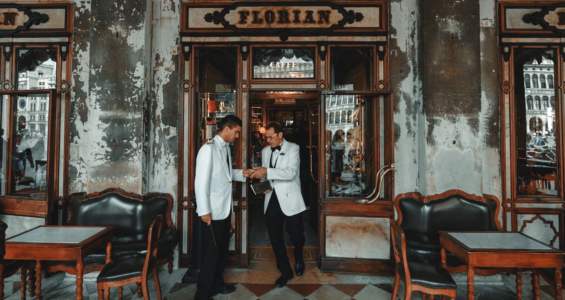 Restaurant host skills