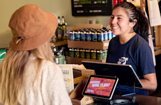 Retail customer service thumbnail