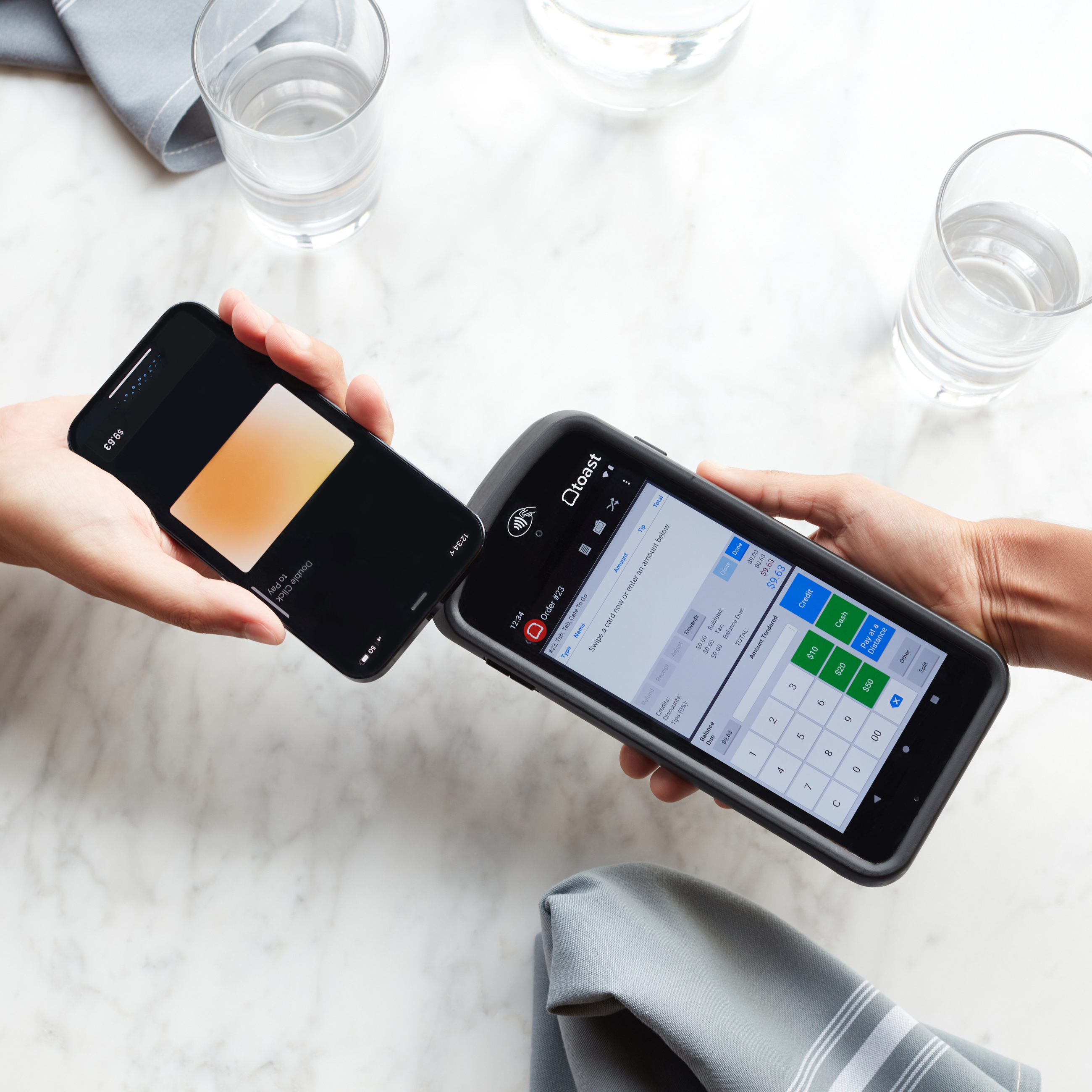 chargeback vs refund image