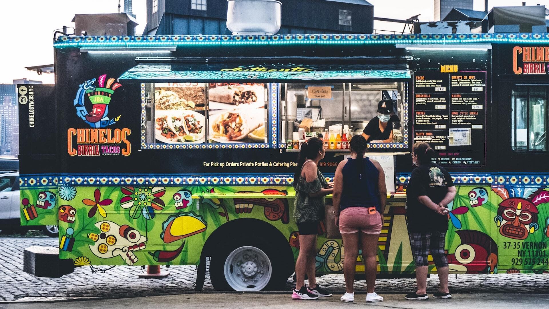 How to make a food truck logo