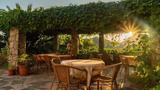 Best Outdoor Restaurants