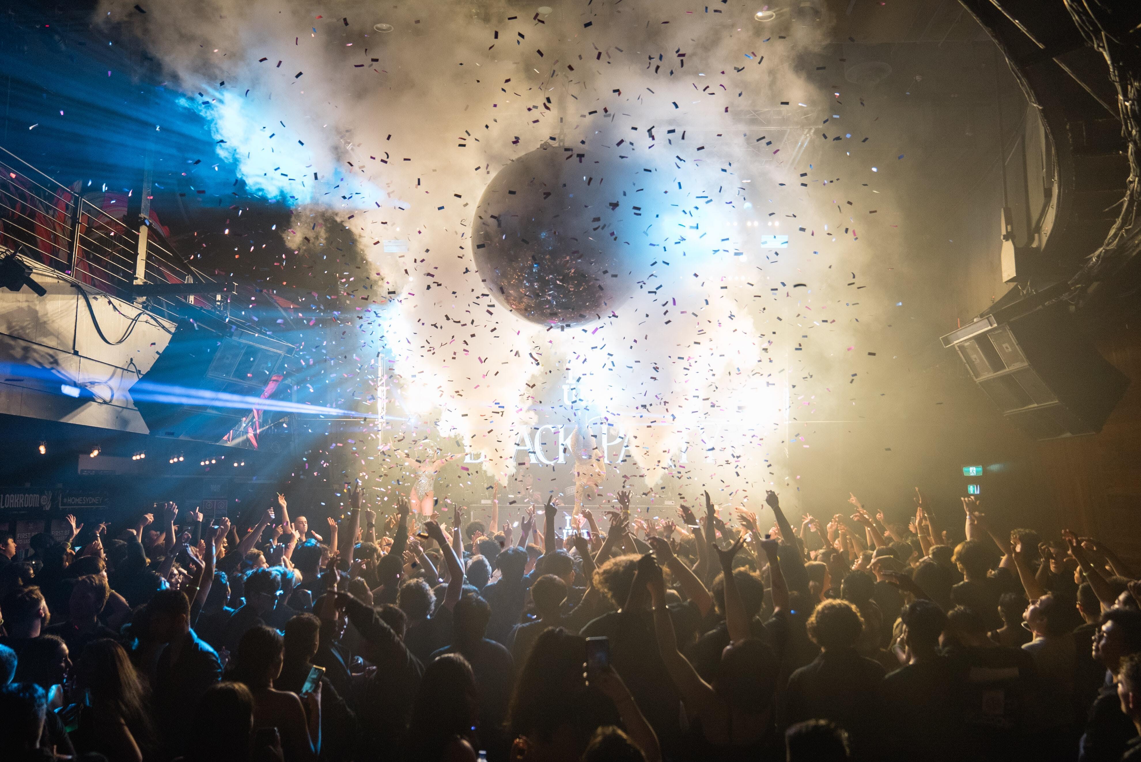 Nightclub decor ideas
