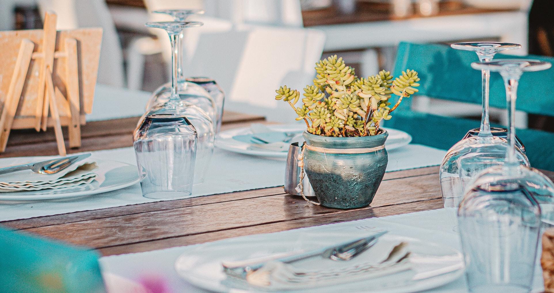 Marketing elements header
