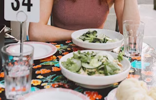 Fast Casual Thumbnail