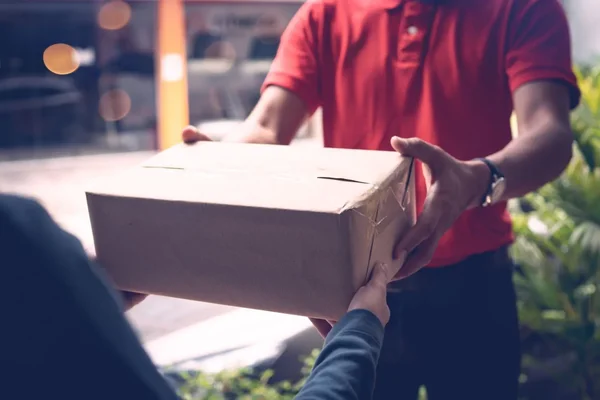 Conveniently receive your packages with a delivery service that suits your needs