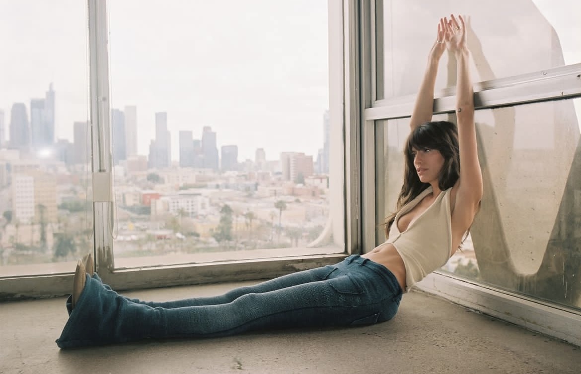 Knorts fashion designer