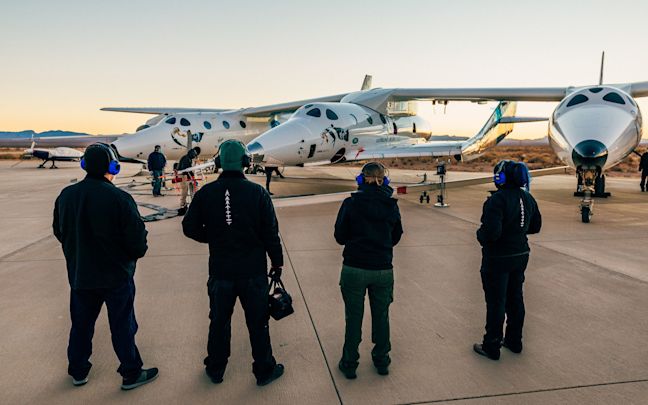 Virgin Galactic team prepares for test flight Virgin Galactic team prepares for test flight