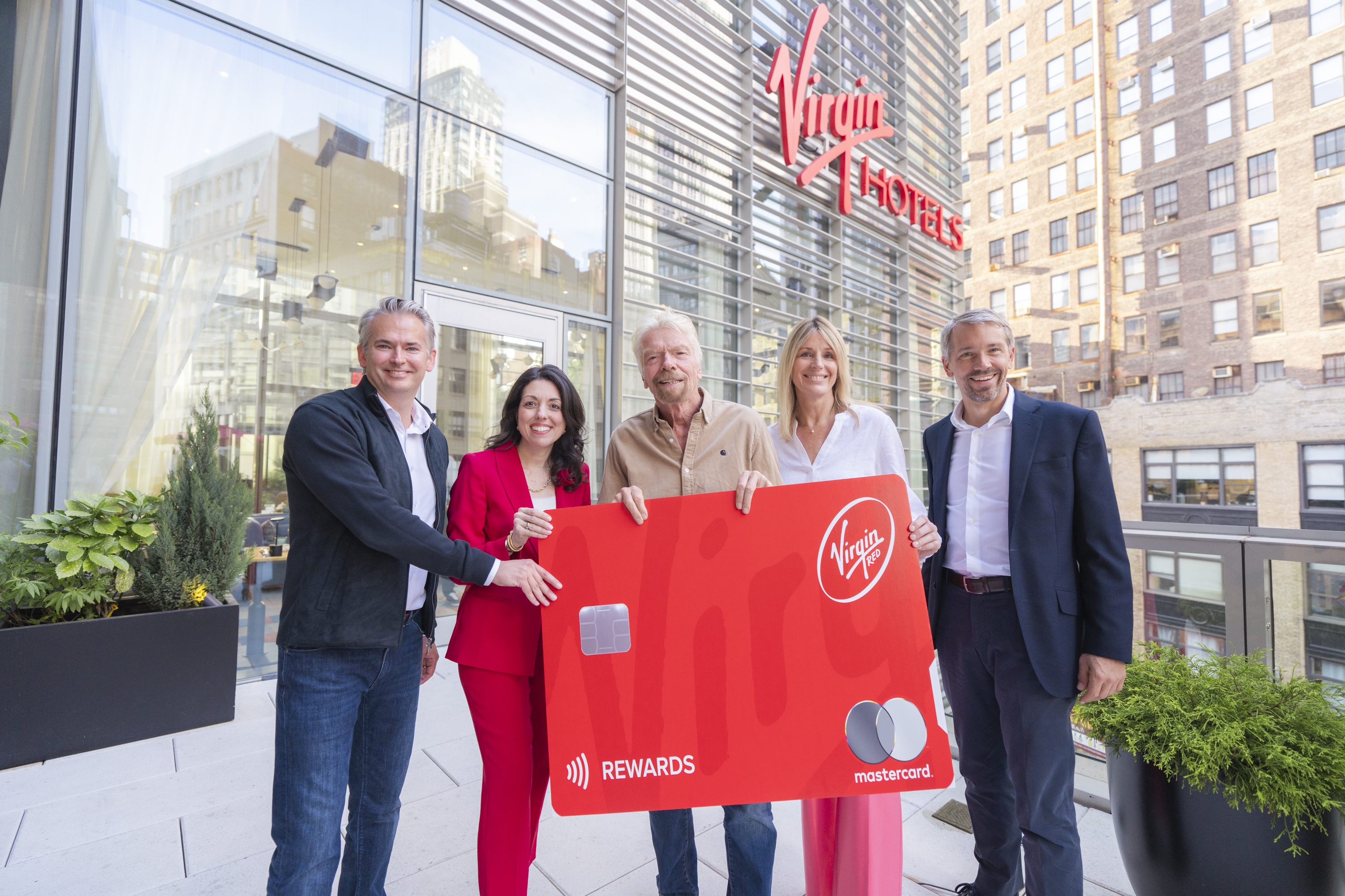 Unlock a world of rewards with the Virgin Red Rewards credit card | Virgin