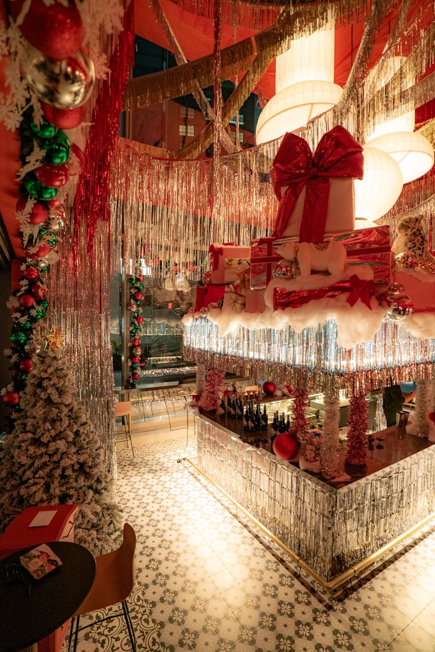 Mariah Carey’s Black Irish Holiday Bar at Virgin Hotels New York